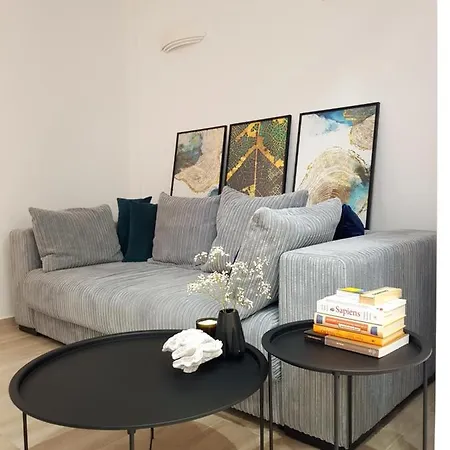 Ivory Lane Center Luxury Tesalónica